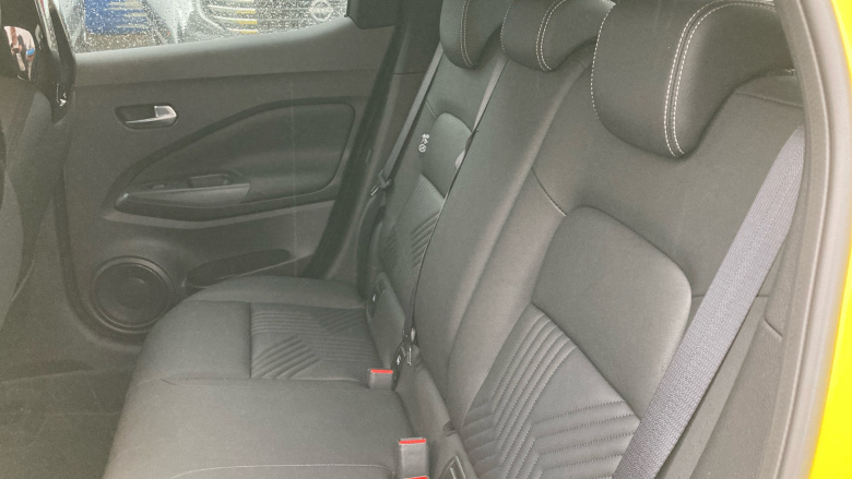 Nissan Juke 1.0 DiG-T Tekna 5dr DCT Petrol Hatchback